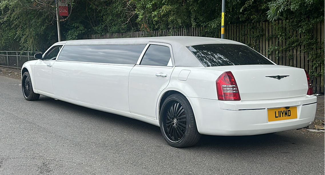 Chrysler Limo Baby Bentley 8 Seater